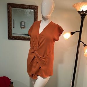 NWOT City Chic twist top